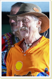 Michael, Vorsitzender Freunde Afrika e.V. , Koordinatorr der Trommelgruppe und Organisator des Festivals, begeisterter Djembespieler